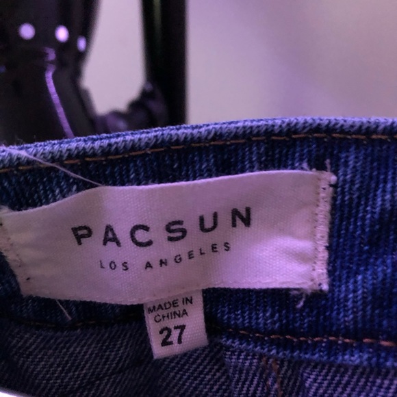 NWOT PacSun Flower Hem Denim Skirt - Picture 3 of 3